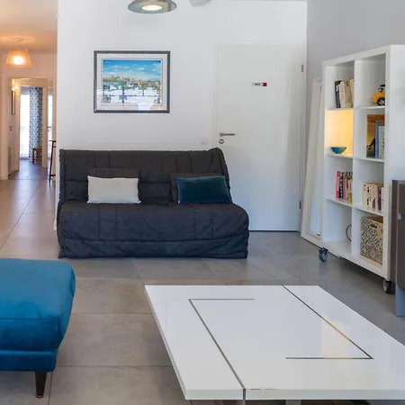 Le 48 By Interhome